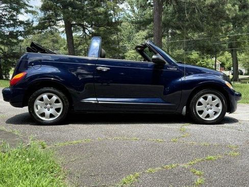 Used 2005 Chrysler PT Cruiser Convertible FWD image 39