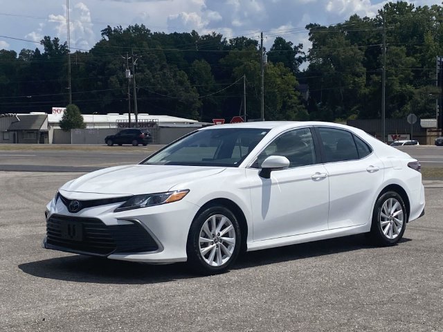 Used 2024 Toyota Camry LE w/ Cold Weather Package AWD/4WD image 7