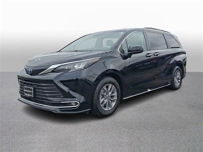 Used 2024 Toyota Sienna XLE