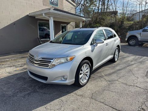 Used 2011 Toyota Venza w/ Convenience Pkg image 1