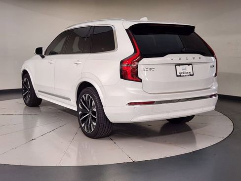 Used 2026 Volvo XC90 B5 Plus w/ Protection Package Premier AWD/4WD image 6