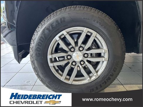 Certified 2024 Chevrolet Colorado LT w/ LT Convenience Package II AWD/4WD image 7