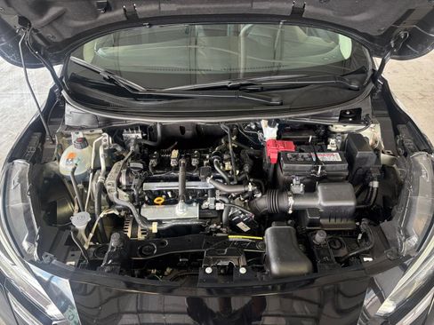 Used 2025 Nissan Versa SV FWD image 31