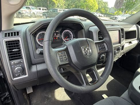 Used 2022 RAM 1500 Tradesman w/ Electronics Convenience Group RWD image 10