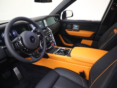 New 2026 Rolls-Royce Cullinan image 16