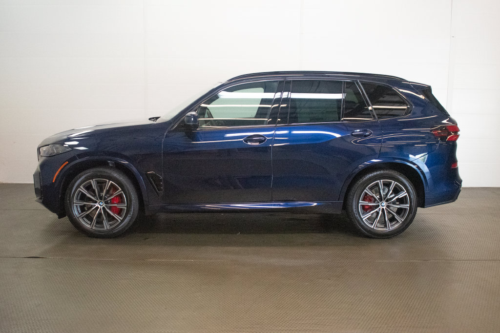 New 2026 BMW X5 xDrive40i w/ M Sport Package AWD/4WD image 7