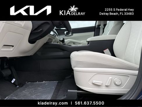 New 2026 Kia Sorento EX w/ EX Premium Package FWD image 18