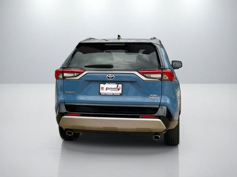 Used 2023 Toyota RAV4 XSE AWD/4WD image 6