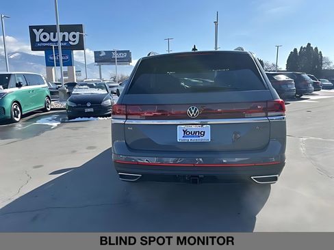 New 2026 Volkswagen Atlas SE image 6