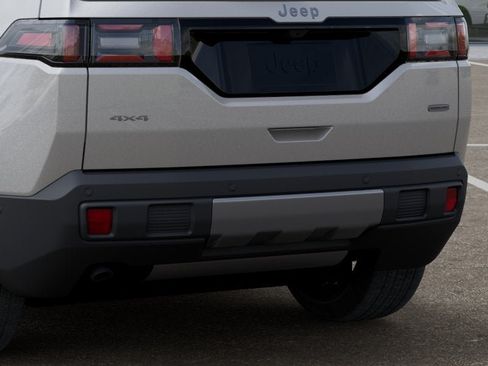 New 2026 Jeep Cherokee Overland w/ Advanced Pro Tech Group AWD/4WD image 39