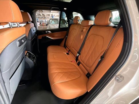 Certified 2026 BMW X5 sDrive40i image 19