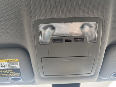 Used 2019 Toyota Highlander Plus image 27