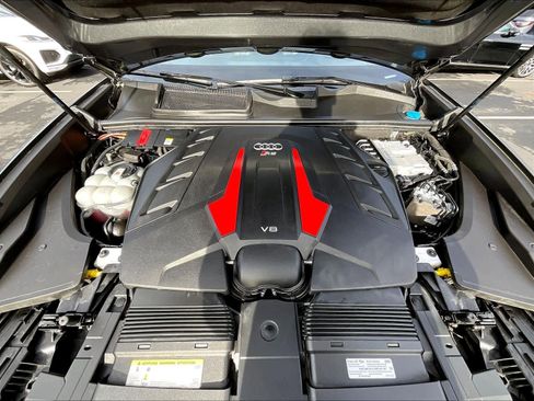 Used 2020 Audi RS Q8 w/ Carbon Optic Package image 12