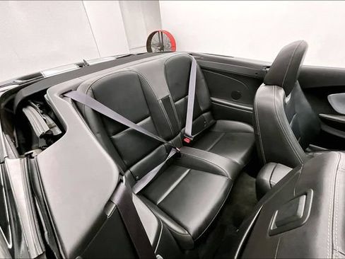 Used 2015 Chevrolet Camaro SS RWD image 24
