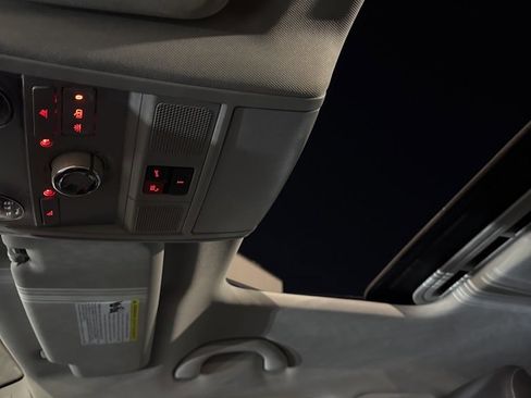 Used 2020 Volkswagen Passat 2.0T SEL image 4