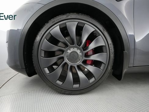 Used 2021 Tesla Model Y Performance image 18
