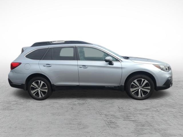 Used 2019 Subaru Outback 2.5i Limited w/ Popular Package #2 AWD/4WD image 4