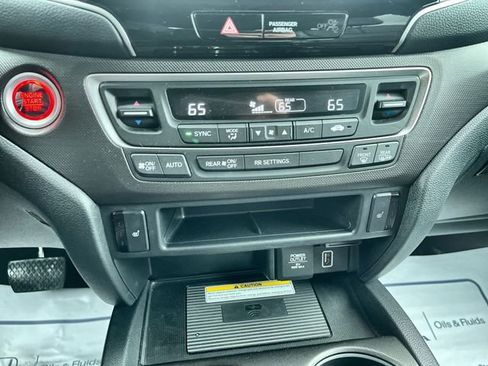 Used 2022 Honda Passport TrailSport image 19