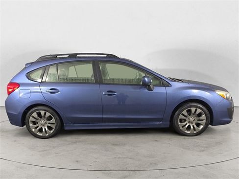 Used 2013 Subaru Impreza 2.0i Sport Premium image 6