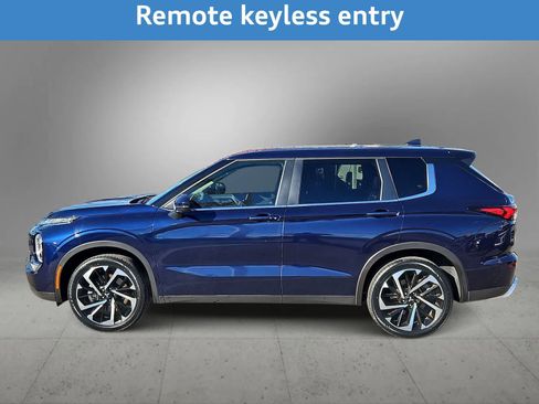 Used 2024 Mitsubishi Outlander SE image 7