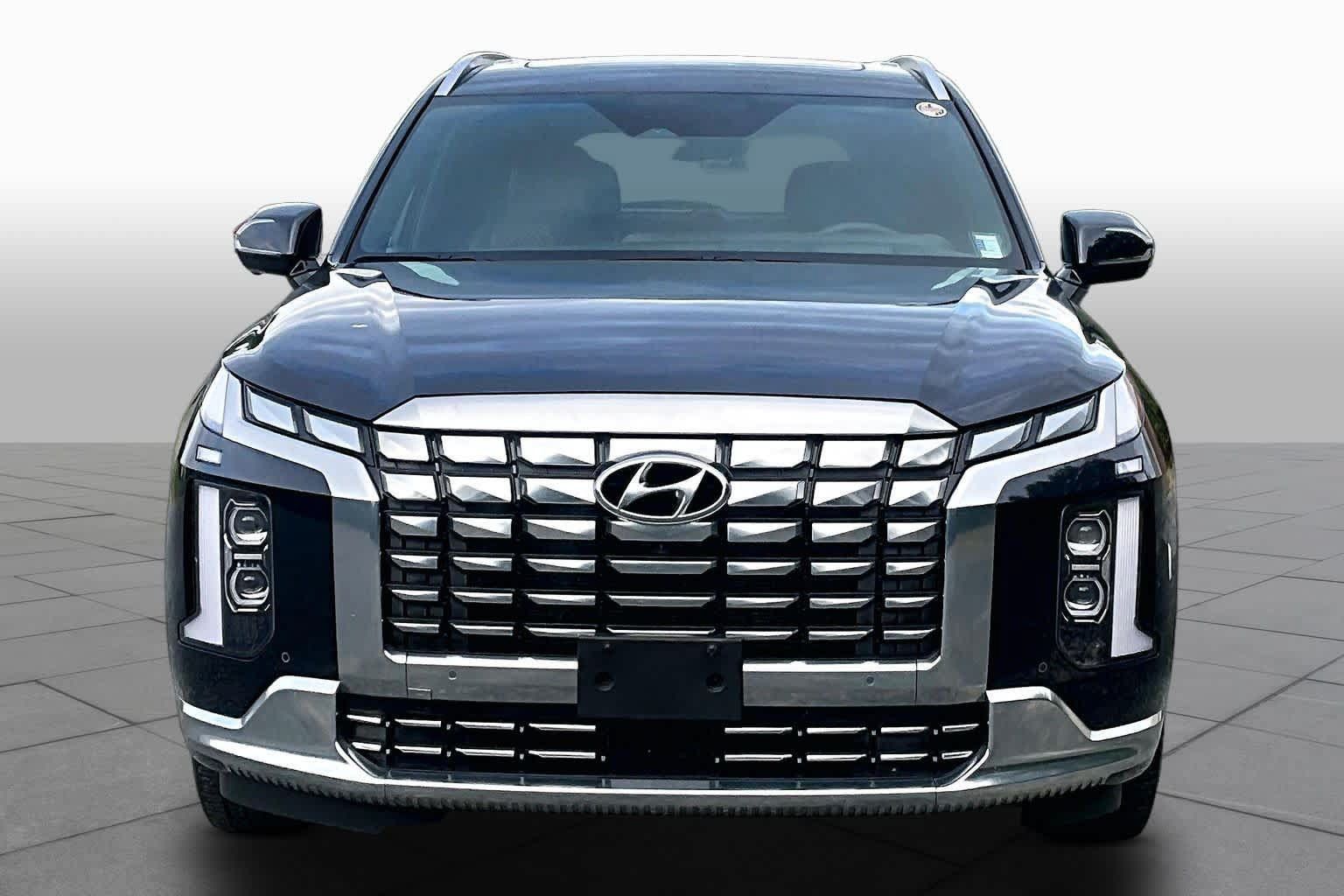 Used 2024 Hyundai Palisade Calligraphy AWD/4WD image 4