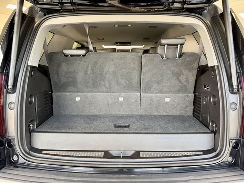 Used 2015 Chevrolet Tahoe LTZ RWD image 9