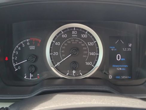 Used 2021 Toyota Corolla LE FWD image 21
