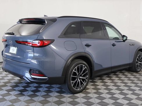 Certified 2025 MAZDA CX-70 Plug-In Hybrid w/ Premium Pkg AWD/4WD image 5