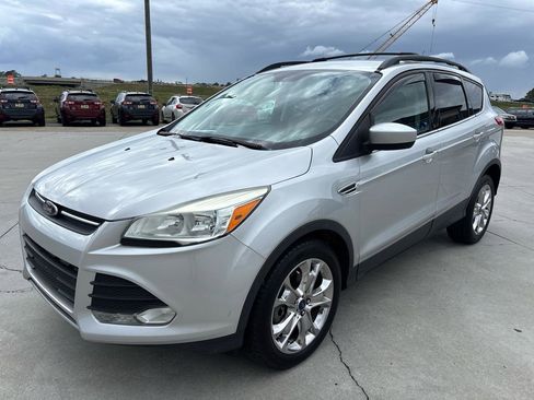 Used 2014 Ford Escape SE w/ Equipment Group 201A image 8