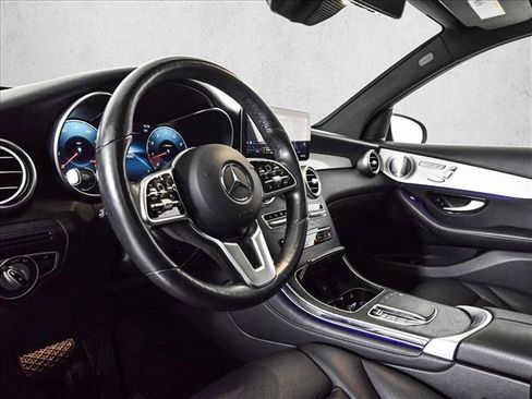 Used 2020 Mercedes-Benz GLC 300 4MATIC image 10