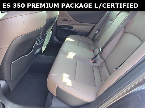 Used 2025 Lexus ES 350 w/ Premium Package image 17