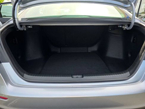 Certified 2025 Honda Accord SE image 15