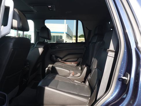 Used 2020 Chevrolet Tahoe Premier AWD/4WD image 36