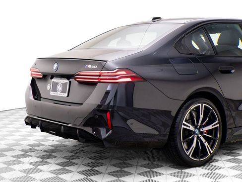 Used 2024 BMW i5 M60 w/ Executive Package image 36