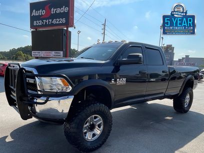 Used 2018 RAM 2500 Tradesman w/ Chrome Appearance Group
