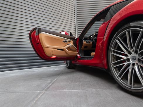 Certified 2019 Porsche 911 Turbo AWD/4WD image 13