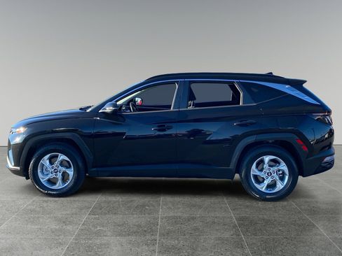 Used 2022 Hyundai Tucson SEL FWD image 2