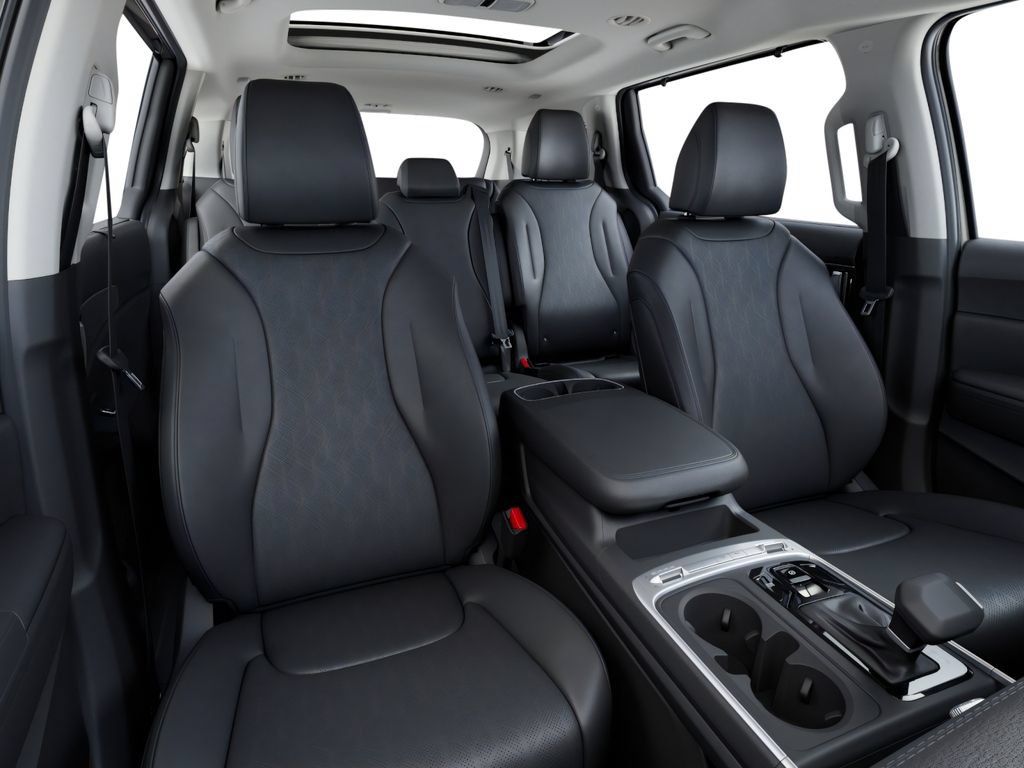 New 2027 Kia Carnival SX w/ Dark Edition Package FWD image 15