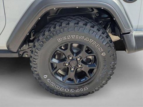 Used 2022 Jeep Wrangler Sport AWD/4WD image 22