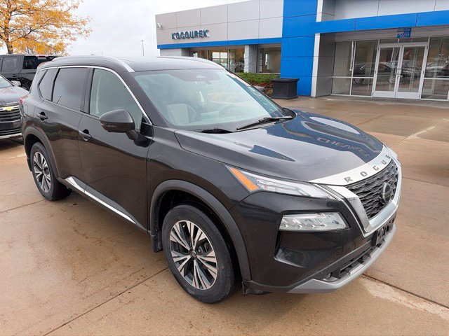 Used 2021 Nissan Rogue SV AWD/4WD image 3