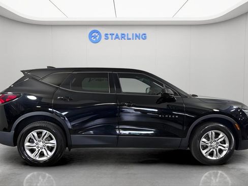 Used 2019 Chevrolet Blazer LT FWD image 11