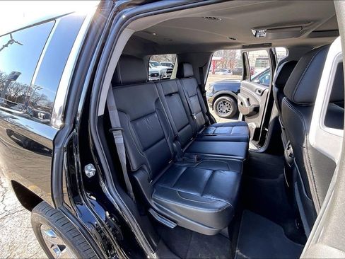 Used 2018 Chevrolet Tahoe LT w/ LT Signature Package image 25