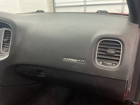 Used 2016 Dodge Charger R/T w/ Navigation & Travel Group image 12
