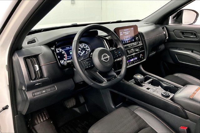 Used 2023 Nissan Pathfinder Rock Creek AWD/4WD image 16