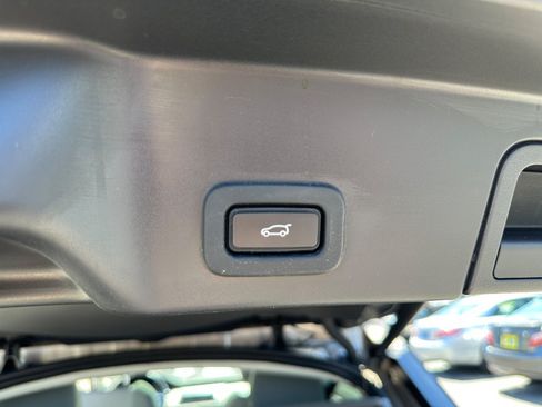 Used 2022 Land Rover Range Rover Evoque S AWD/4WD image 36