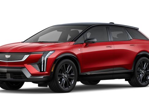 New 2025 Cadillac Optiq Sport 2 w/ LPO, Floor Liner Package image 26