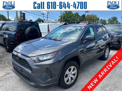 Used 2021 Toyota RAV4 LE w/ Carpet Mat Package (TMS) AWD/4WD image 1