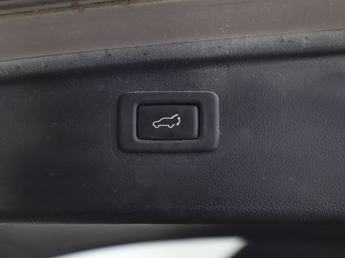 Used 2015 Subaru Outback 2.5i Limited image 11