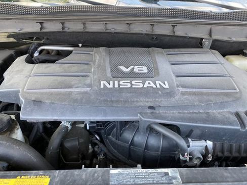 Used 2017 Nissan Titan PRO-4X AWD/4WD image 26