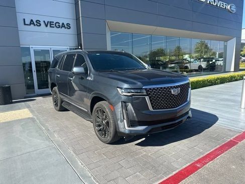 Used 2021 Cadillac Escalade Premium Luxury w/ LPO, Illumination Package AWD/4WD image 3